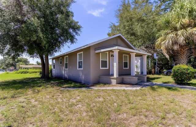 1800 12TH AVENUE S - 1800 12th Avenue South, St. Petersburg, FL 33712