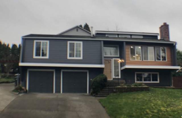 1518 Dayton Ct NE - 1518 Dayton Court Northeast, Renton, WA 98056