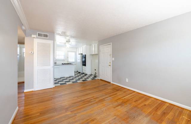 Peachtree Hills Court Gallery 4
