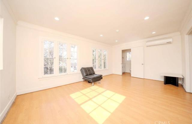 736 Gramercy photos photos