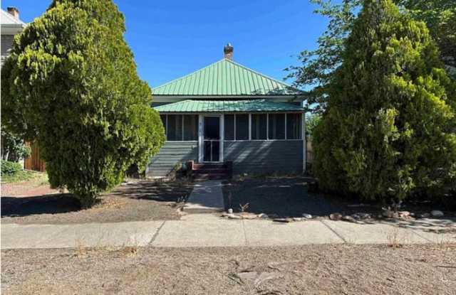 350 Chipeta Avenue Gallery 1