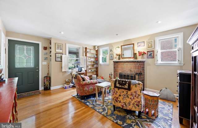 4009 TENNYSON Road Gallery 3
