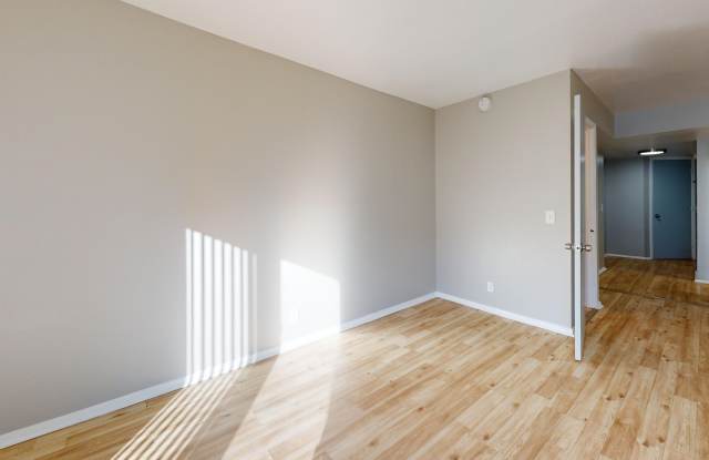 Oak Park Villas Gallery 4