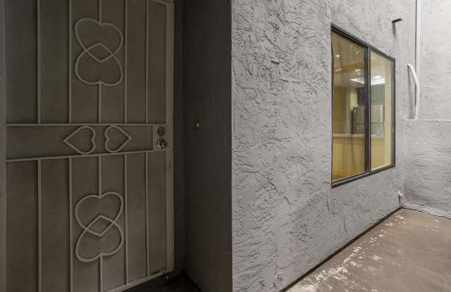 1463 Essex Street #2 - 1 Gallery 3