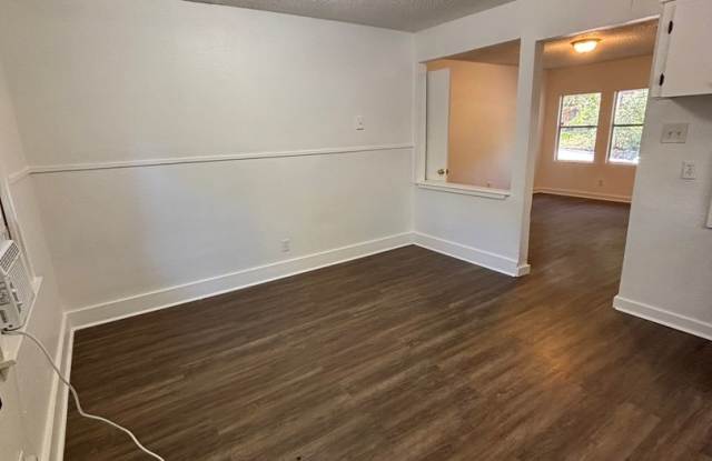 Cozy home in Shreveport Gallery 3