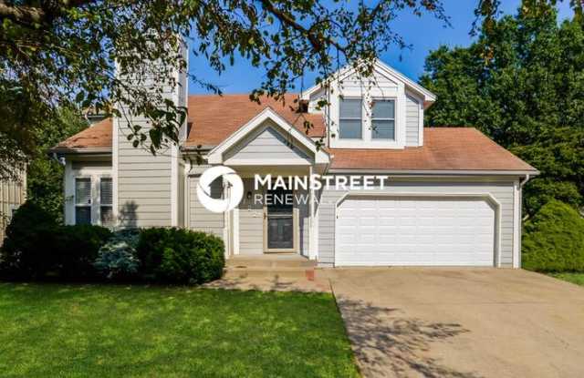 102 South Janell Drive - 102 South Janell Drive, Olathe, KS 66061