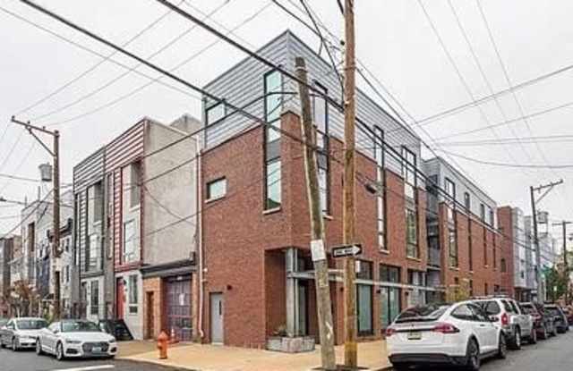 820 E THOMPSON Street unit: E photos photos