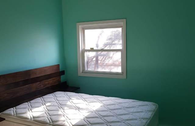 630 Trumbull St photos photos