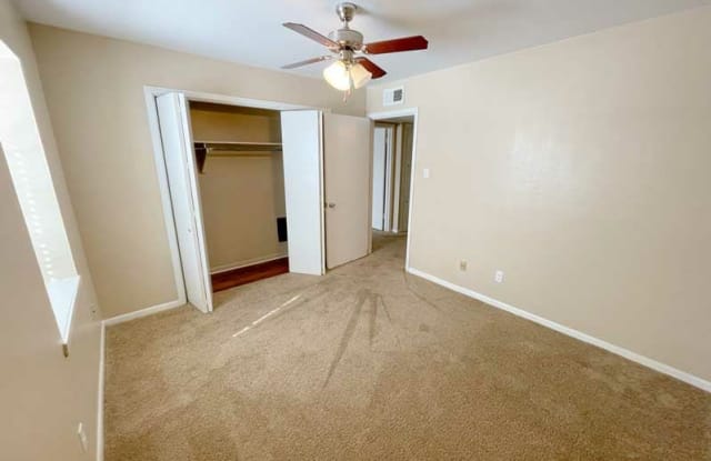 Chateau Apartments Gallery 4