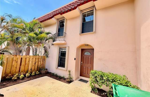 7361 SW 26th Ct Gallery 3