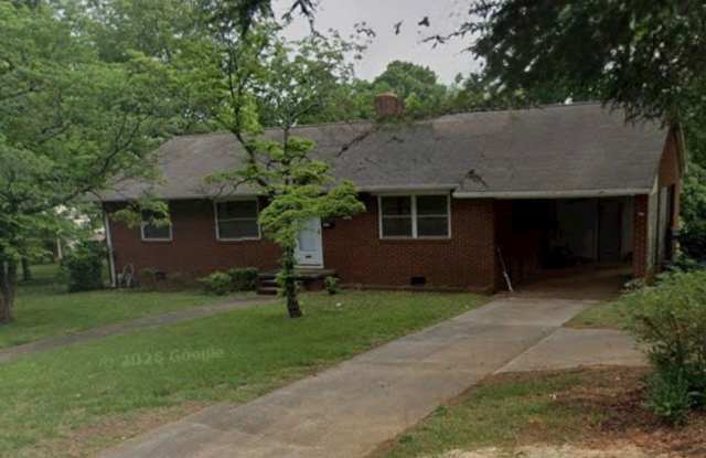 T.R. Lawing Realty Property Gallery 1