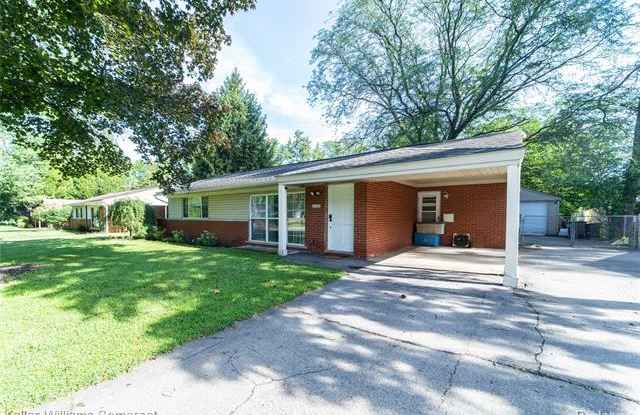 2468 Walce Drive Gallery 2