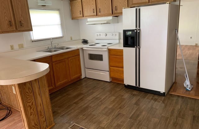 112 Brayton Lane - 112 Brayton Ln, Kings Mountain, NC 28086