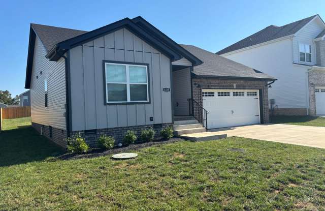 Stunning Home with Open Floor Plan in SANGO!! Gallery 3