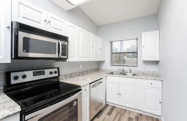 1542 Hudson Court Gallery 4
