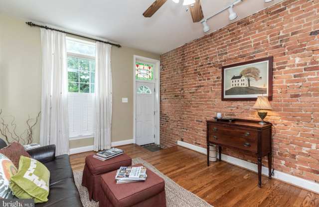 1739 COVINGTON STREET Gallery 2