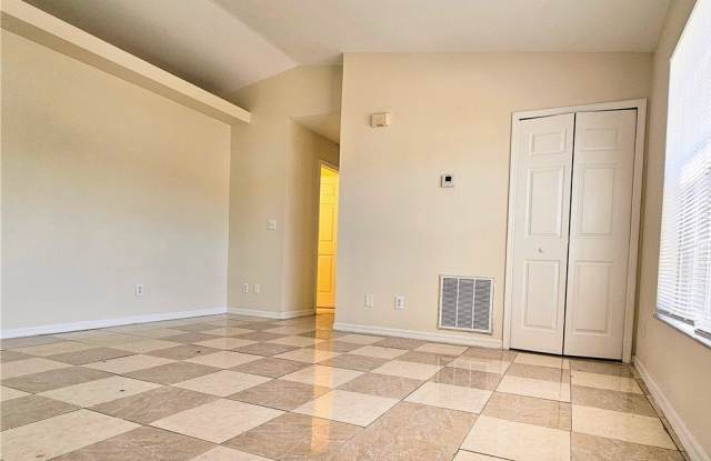 4916 Leonard Boulevard S Gallery 4