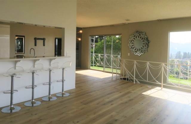 2364 Yorkshire Drive Gallery 4
