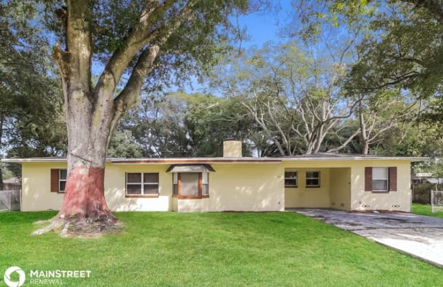 2411 Chase Avenue - 2411 Chase Avenue, Sanford, FL 32771