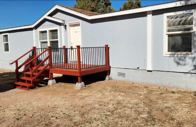 3 Bed / 2 Bath in Mesa Del Gallery 1