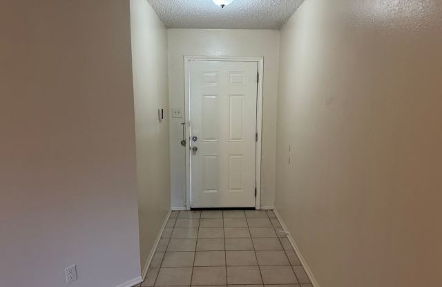 Welcome home to 8251 Sunshine Trail! Gallery 4