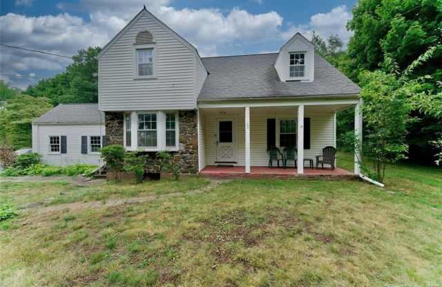 32 Maple Hill Avenue Gallery 2