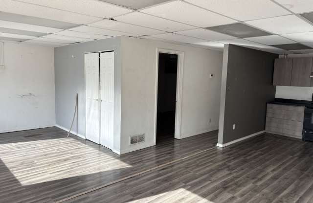 214 Marshall Street - A photos photos