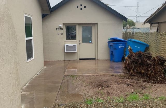 2928 E Monroe Street Unit 2-B - 2928 East Monroe Street, Phoenix, AZ 85034