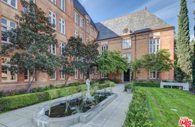 1283 North CRESCENT HEIGHTS Gallery 3
