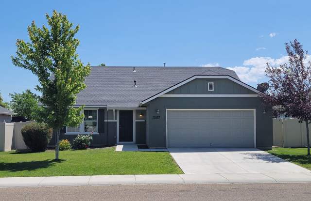 Available July 15th - Newer Home for Rent in Valliview School District photos photos