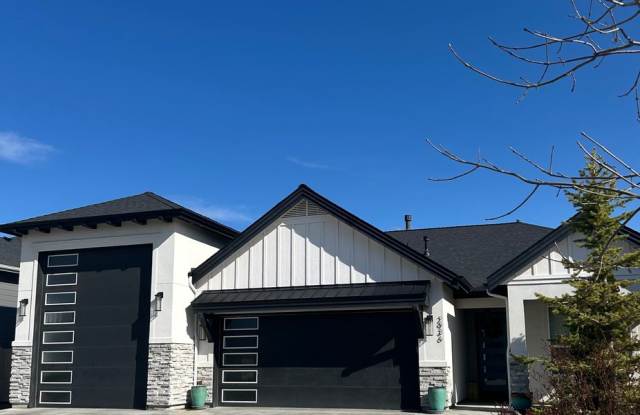 4 Bedroom, 2.5 Bathrooms with office, Enclosed RV Garage, Commmunity Pool, BAsket Ball Courts - 2936 East Lawton Drive, Ada County, ID 83642 4 Bedroom, 2.5 Bathrooms with office, Enclosed RV Garage, Commmunity Pool, BAsket Ball Courts - 2936 East Lawton Drive, Ada County, ID 83642