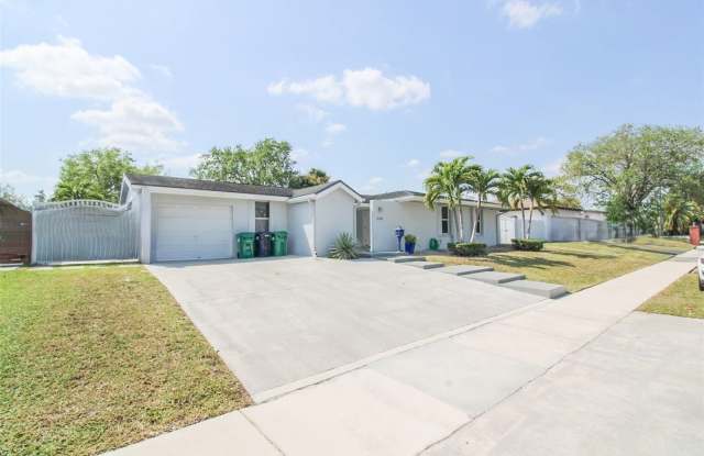 9680 Southwest 77th Street photos photos