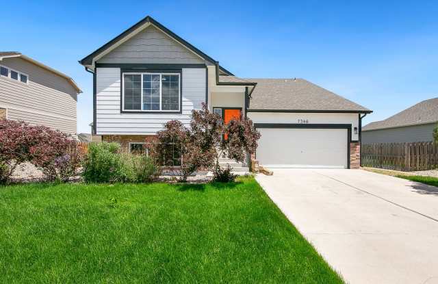 Totally Updated 3 Bedroom 4 Bath home photos photos