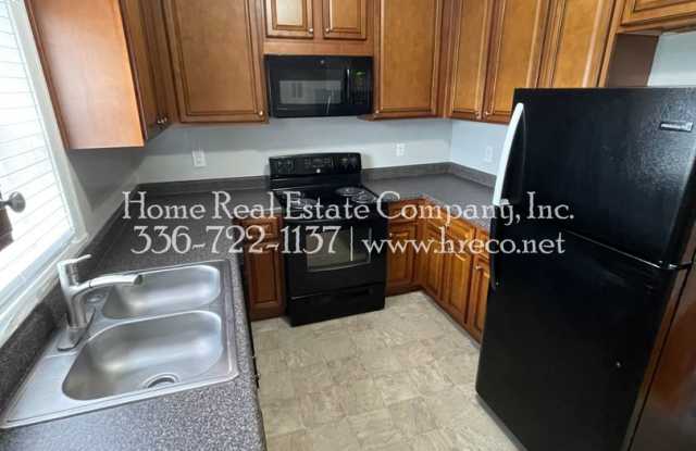 Colonial Arms Apartmenst | 805 West End Blvd Apt B-9 photos photos