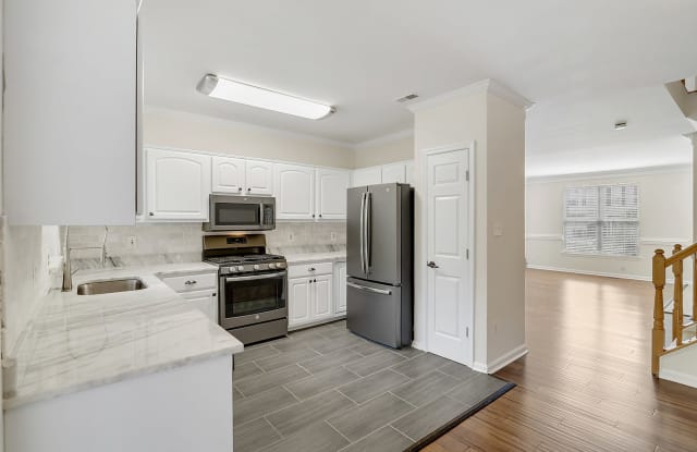 13428 Catapult Ln - 13428 Catapult Lane, Linton Hall, VA 20136