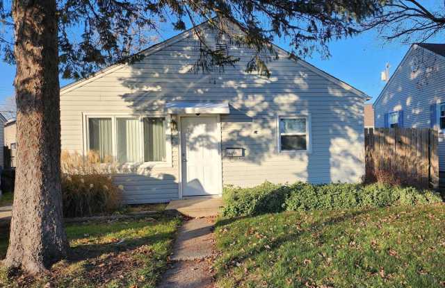 3 Bedroom Home in Highland, IN photos photos 3 Bedroom Home in Highland, IN photos photos