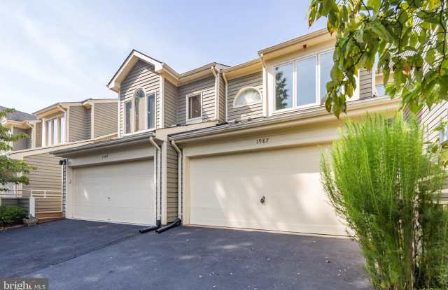 1987 LAKEPORT Way Gallery 1