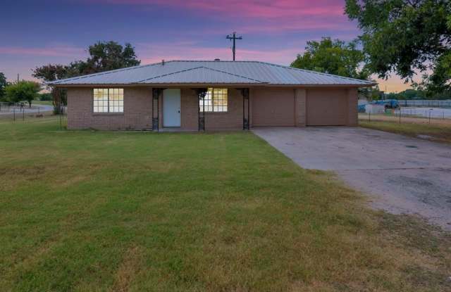 1490 Reynolds Road photos photos