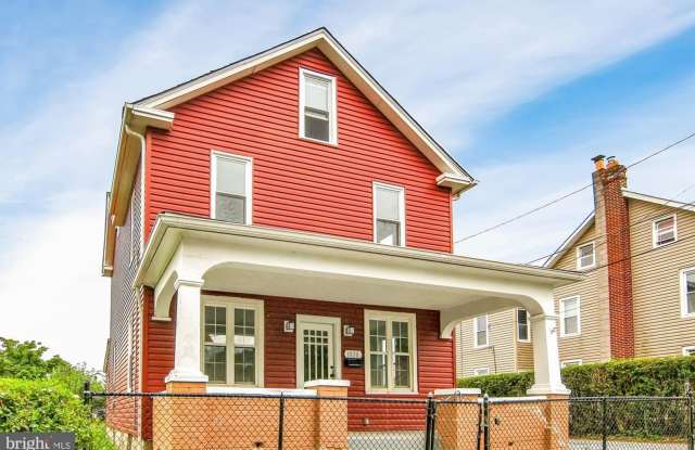 Charming 3 bedroom Home Located in CD East Schools Oberlin area Gallery 1