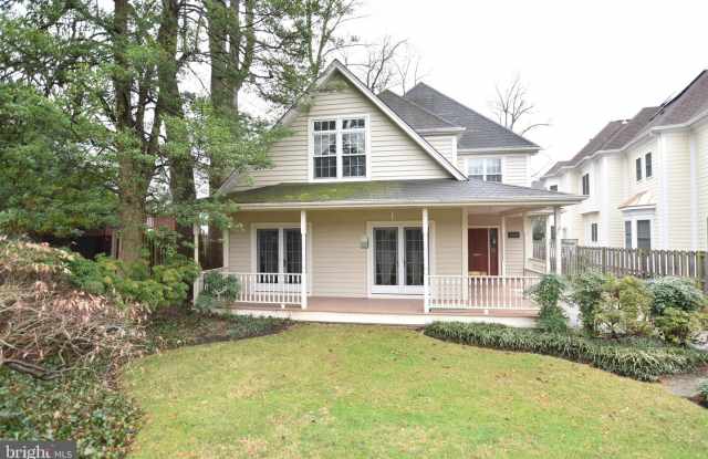 8718 GRANT ST - 8718 Grant Street, Bethesda, MD 20817