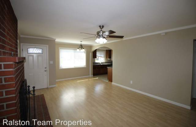 2327 Sea Breeze Drive Gallery 4
