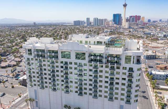 Modern Industrial Loft at Soho Lofts – 1BR/2BA High-Rise in the Arts District, City & Mountain Views! photos photos