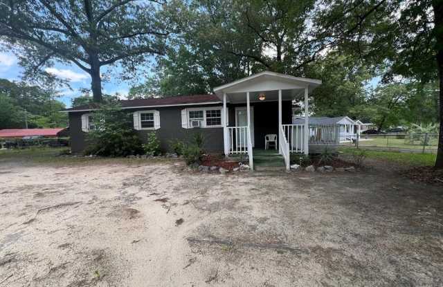 1900 Riverbirch Drive photos photos
