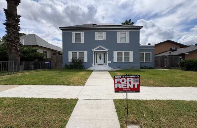 Beautiful 2 Story, pet friendly home Rent Ready! photos photos