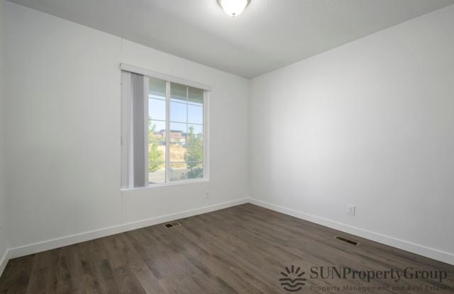 Beautiful Updated Home In Great South Jordan Location Gallery 4