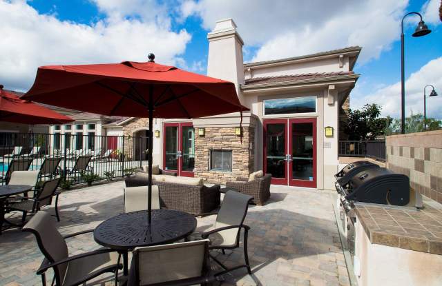 Avila Apartment Homes Gallery 3