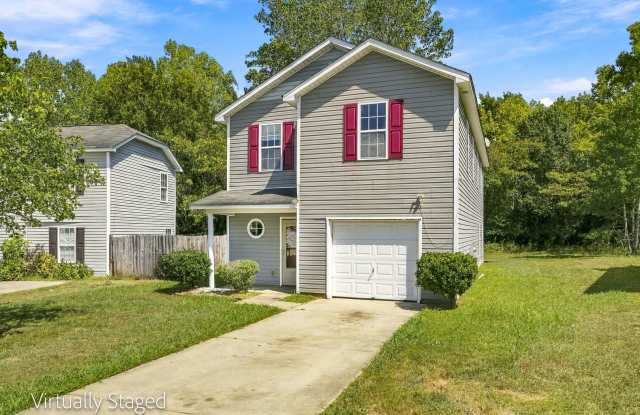Comfortable Living in West Charlotte Gallery 3