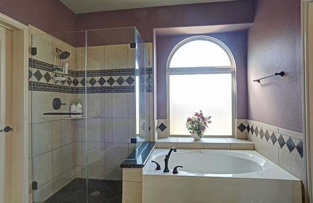 11895 Masters Lane Gallery 2