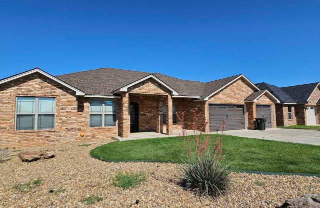 Stunning 4 bedroom, 2.5 bath home for rent in Clovis, NM photos photos