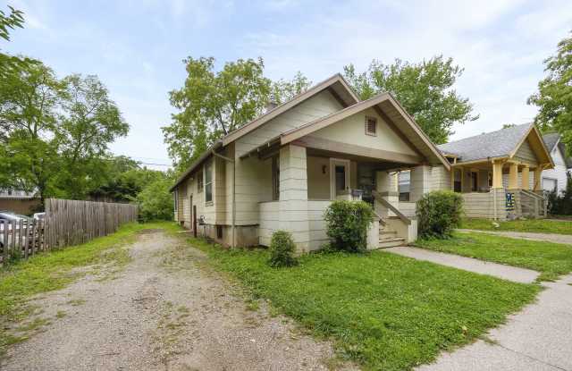 201 Koch Avenue Gallery 2